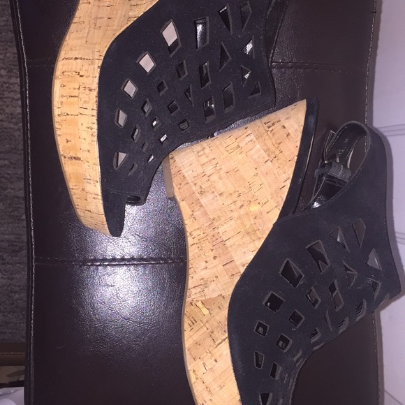 Franco Sarto Shoes - Franco Sarto Sassy Wedge Sandal Sz 8 Black